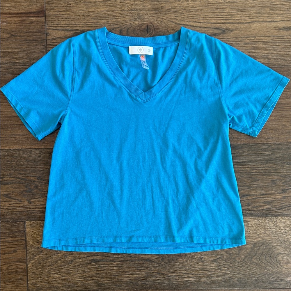 Mono B V-Neck T-Shirt Pima Cotton